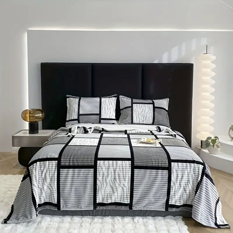STRIPED FLANNEL BLANKET - 50% OFF