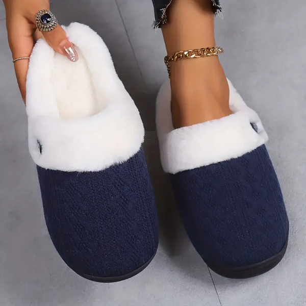 PLUSH SHERPA SLIPPERS - 40% OFF