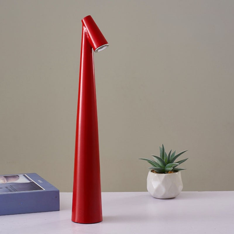 NORDIC MINIMALISTIC TABLE LIGHT - 50% OFF