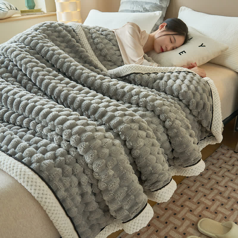 THICK CORAL FLEECE BLANKET - 50% OFF