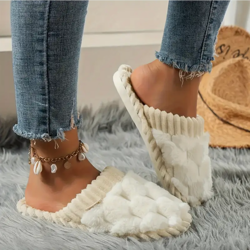 COZY KNIT SLIPPERS - 40% OFF