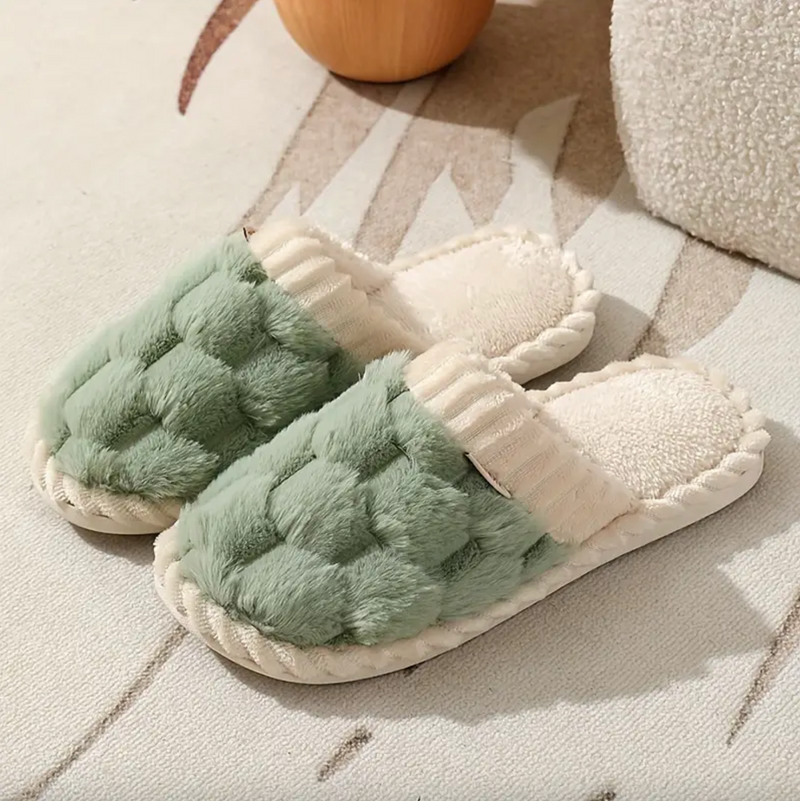 COZY KNIT SLIPPERS - 40% OFF