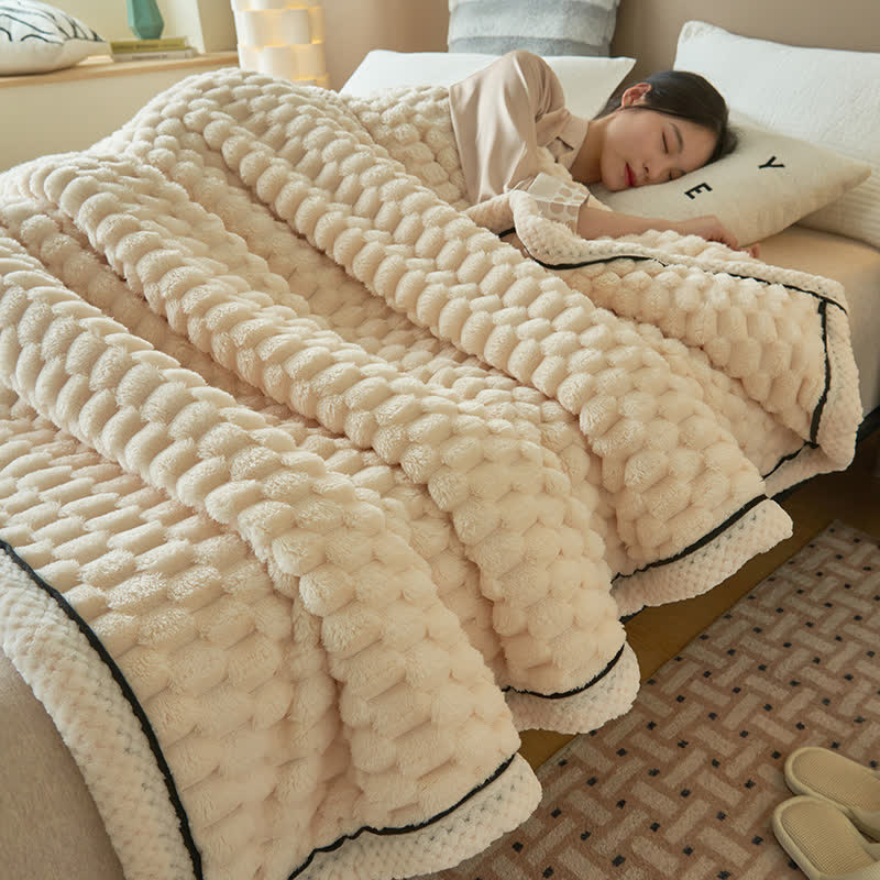 THICK CORAL FLEECE BLANKET - 50% OFF